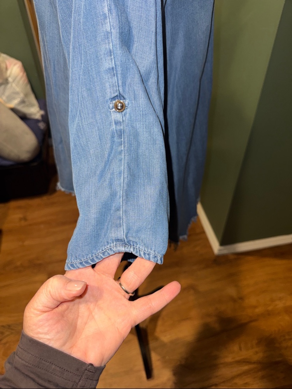 Light Blue Denim-Style Button Front Women's Tunic Sz L - Picture 6 of 7